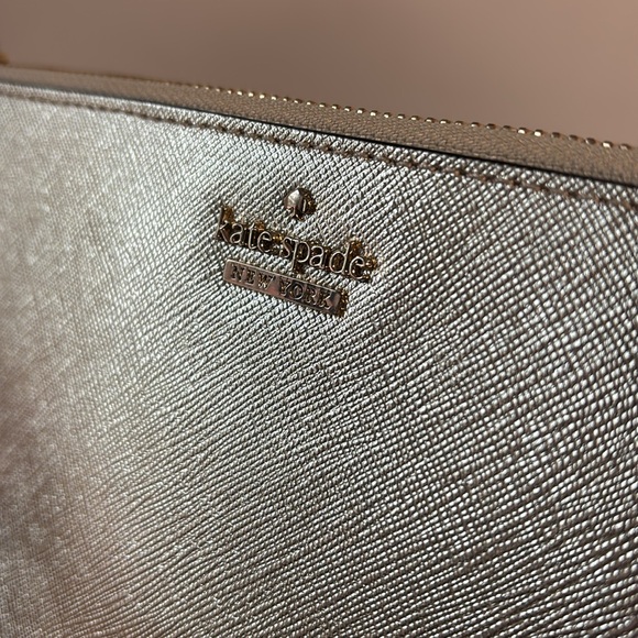 KATE SPADE NEW YORK WRISTLET (NWOT) - Picture 8 of 8